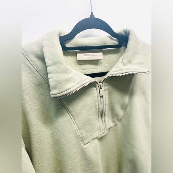Women’s essentials, sage green, quarter zip - Picture 4 of 8